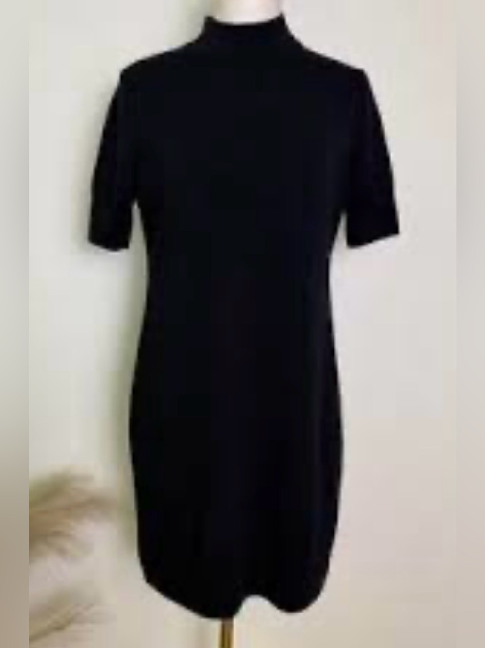 GAP 100% Extra Fine Merino Wool Mock Neck Short Sleeve Sweater Dress Black Sz M